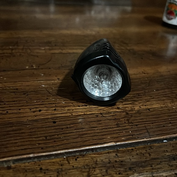 Vintage Magnavox compact, VHS camcorder system with accessories - Picture 5 of 12